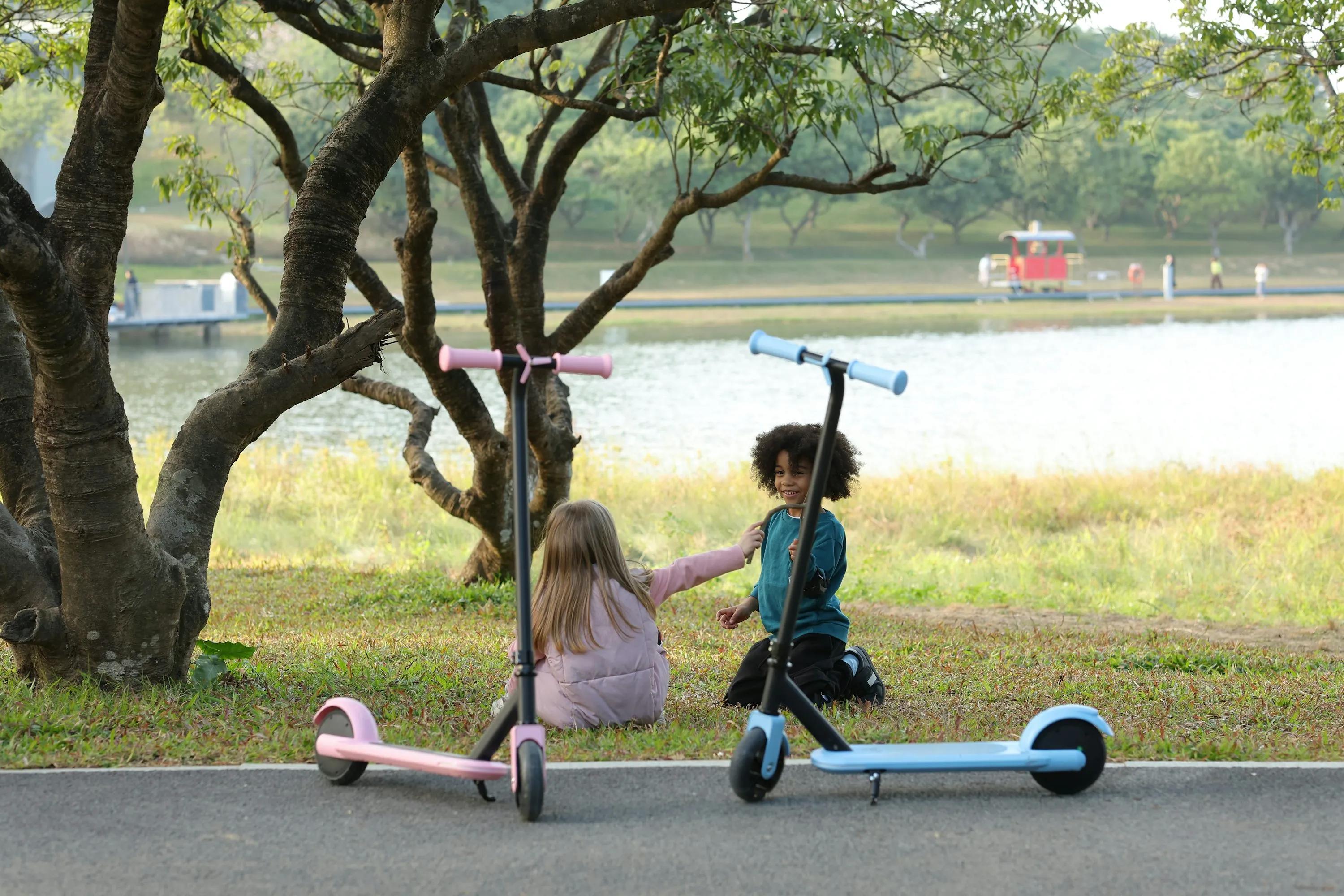 2 Wheels or 3? How to Choose the Right Scooter for Your Child’s Age