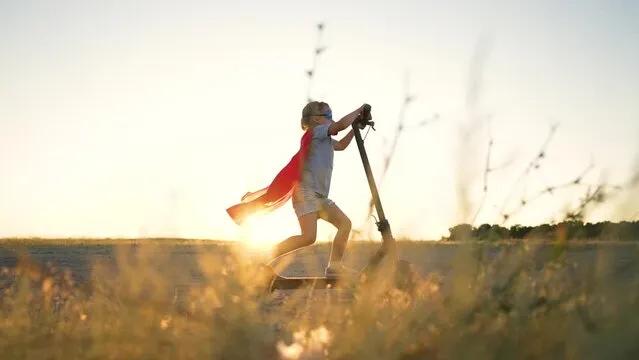 Smooth Rides and Big Smiles: Choosing Scooters with the Best Wheels and Brakes